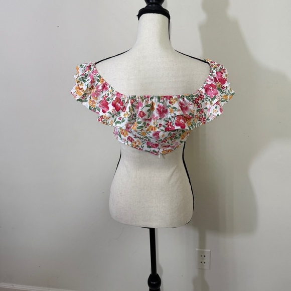Pink Lily Vibrant Floral Off-Shoulder Blouse - Picture 4 of 11
